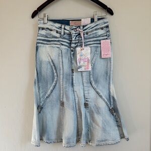 Candie’s Y2K Flare Skirt Acid Wash Western Cowgirl Knee Length Jean Trumpet
